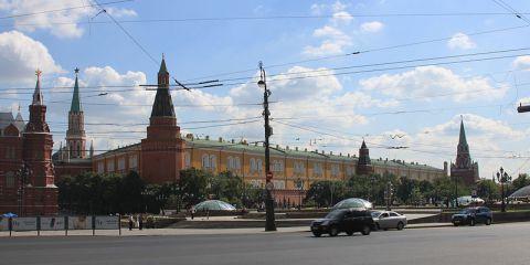 Возле Кремля может появиться «выделенка» для троллейбусов