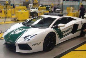 Полиция Дубаи будет патрулировать на Lamborghini