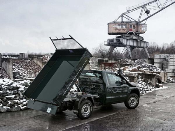 На базе Amarok создали самосвал с трёхсторонней разгрузкой