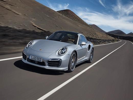 Porsche показал новые Turbo и Turbo S