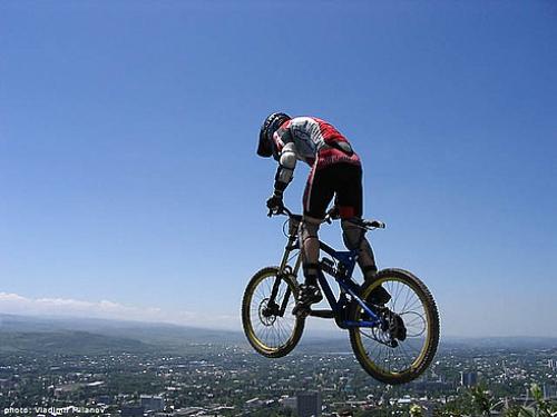 В Кисловодске опробован электро-веломобиль - изобретение Андрея Миронова