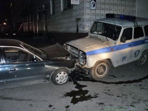 На Ставрополье опять полицейскую машину протаранил пьяный водитель