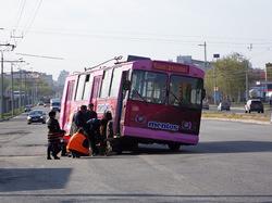 Авария в Казани: троллейбус рассыпался на части
