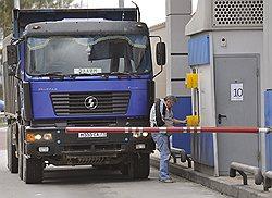 Российские водители высказались против платных дорог