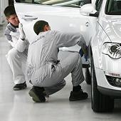 Суд запретил рабочим Фольксвагена бастовать