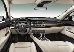 Обновленная BMW 5-Series представлена официально