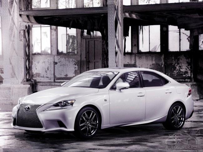 Новый Lexus IS по российским ценам