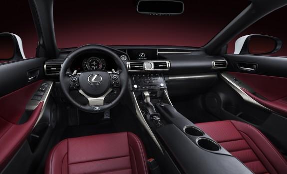 Объявлены цены на новое поколение Lexus IS