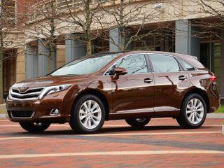 Российские продажи кроссовера Toyota Venza стартуют 15 июня