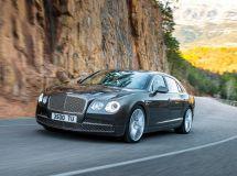 Стали известны российские цены на самый быстрый седан Bentley