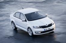 Skoda Rapid получит ксеноновые фары