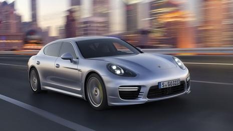 В Беларуси стартовали официальные продажи нового Porsche Panamera