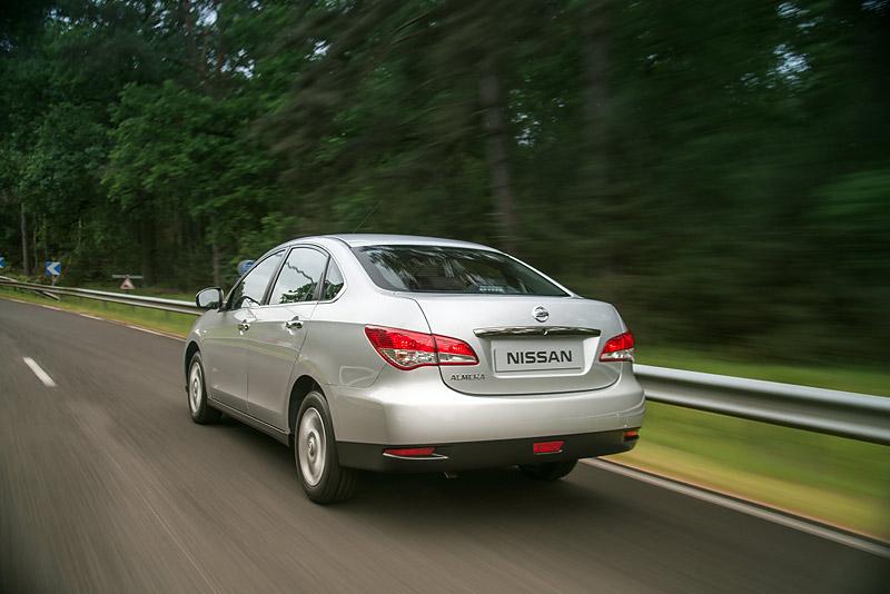 Фотографии обновленного Nissan Almera появились в Сети