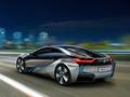 В Сеть попали фотографии серийного спорткара BMW i8